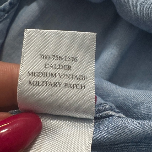 Rails Military Patch Lightweight Chambray Long Sleeve Casual Button Down Shirt - Picture 5 of 13